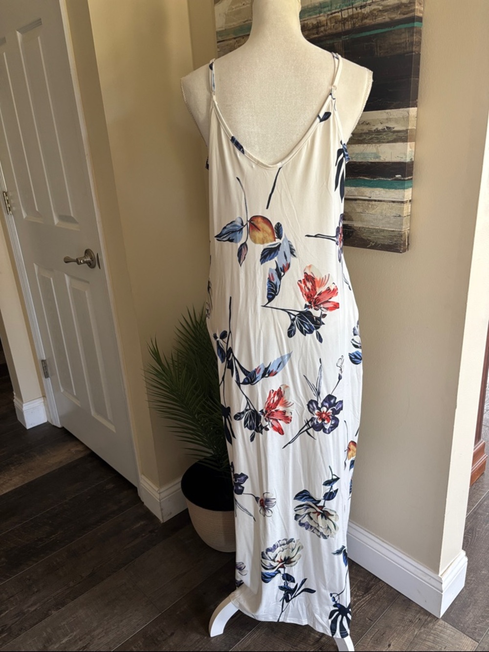 Women’s Cream Floral Maxi Dress - Lightweight Summer Slip Dress - Picture 4 of 10